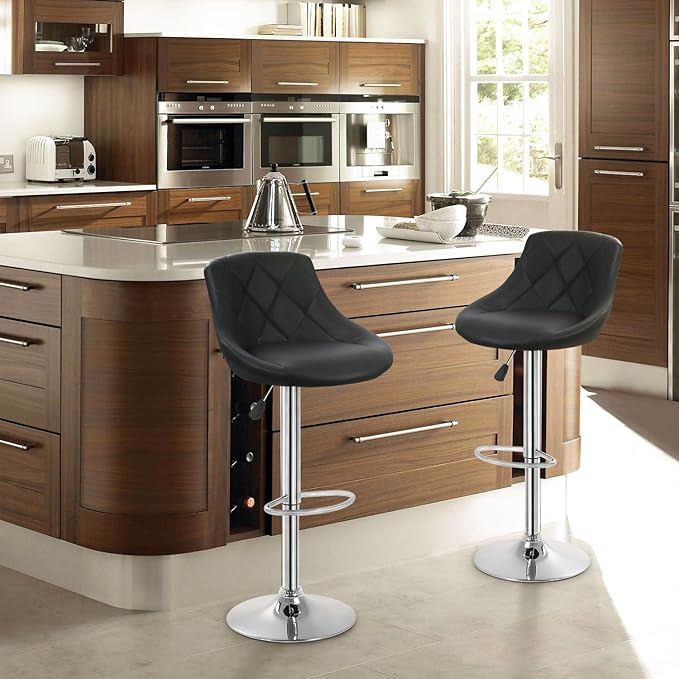 Taburetes diamante en cocina